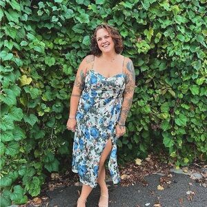 Abercrombie & Fitch Blue and White Floral Midi Dress